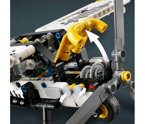 LEGO Technic 42198 Samolot transportowy - 1284088 - zdjęcie 17